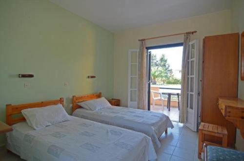 Jasmine Sidari (Corfu)